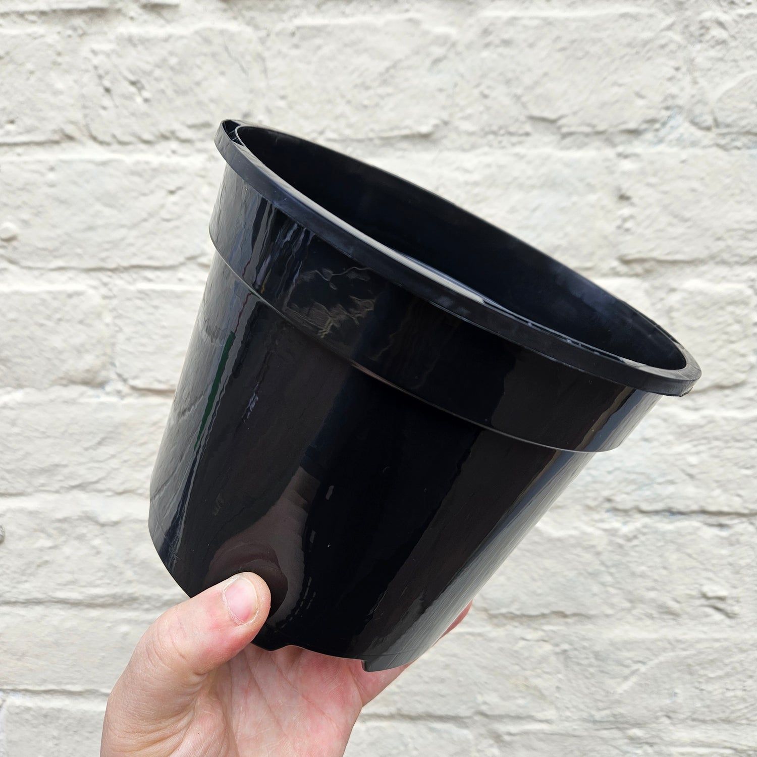 Black Plastic Nursery Pots (Various Sizes Available)