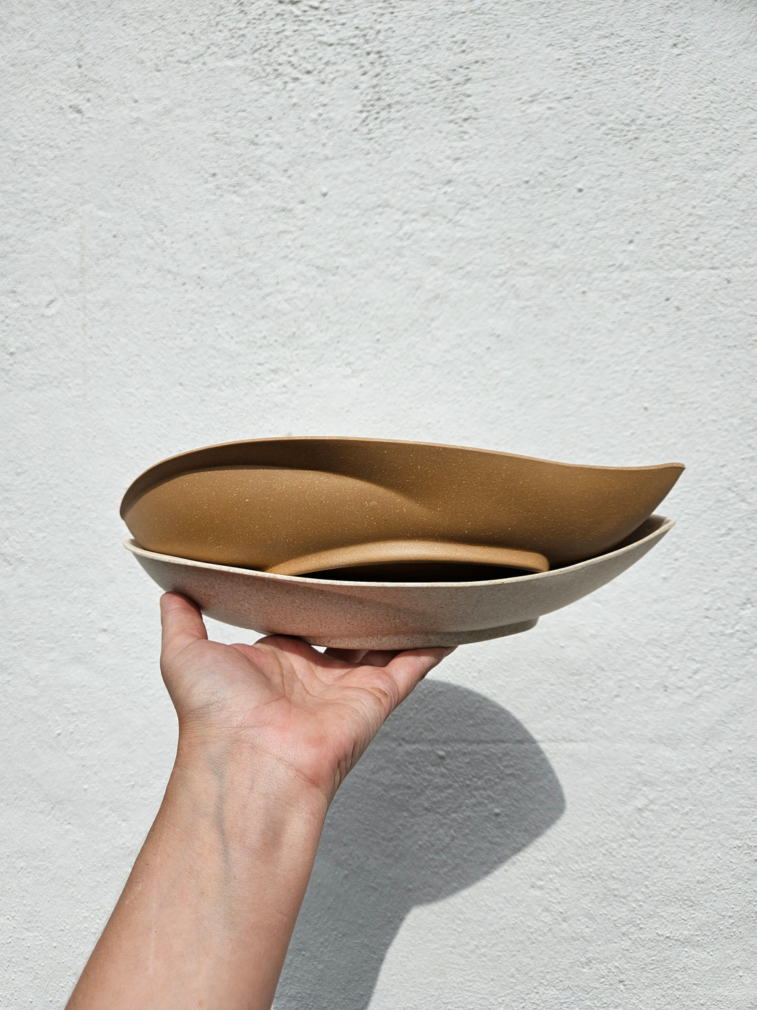Husk curved (Seed pod) planter bowl- 2 colours available
