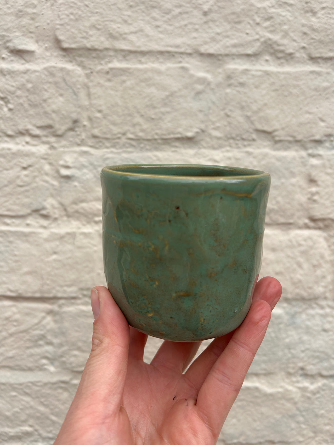 Small ceramic pots to house nursery pots 7cm or below