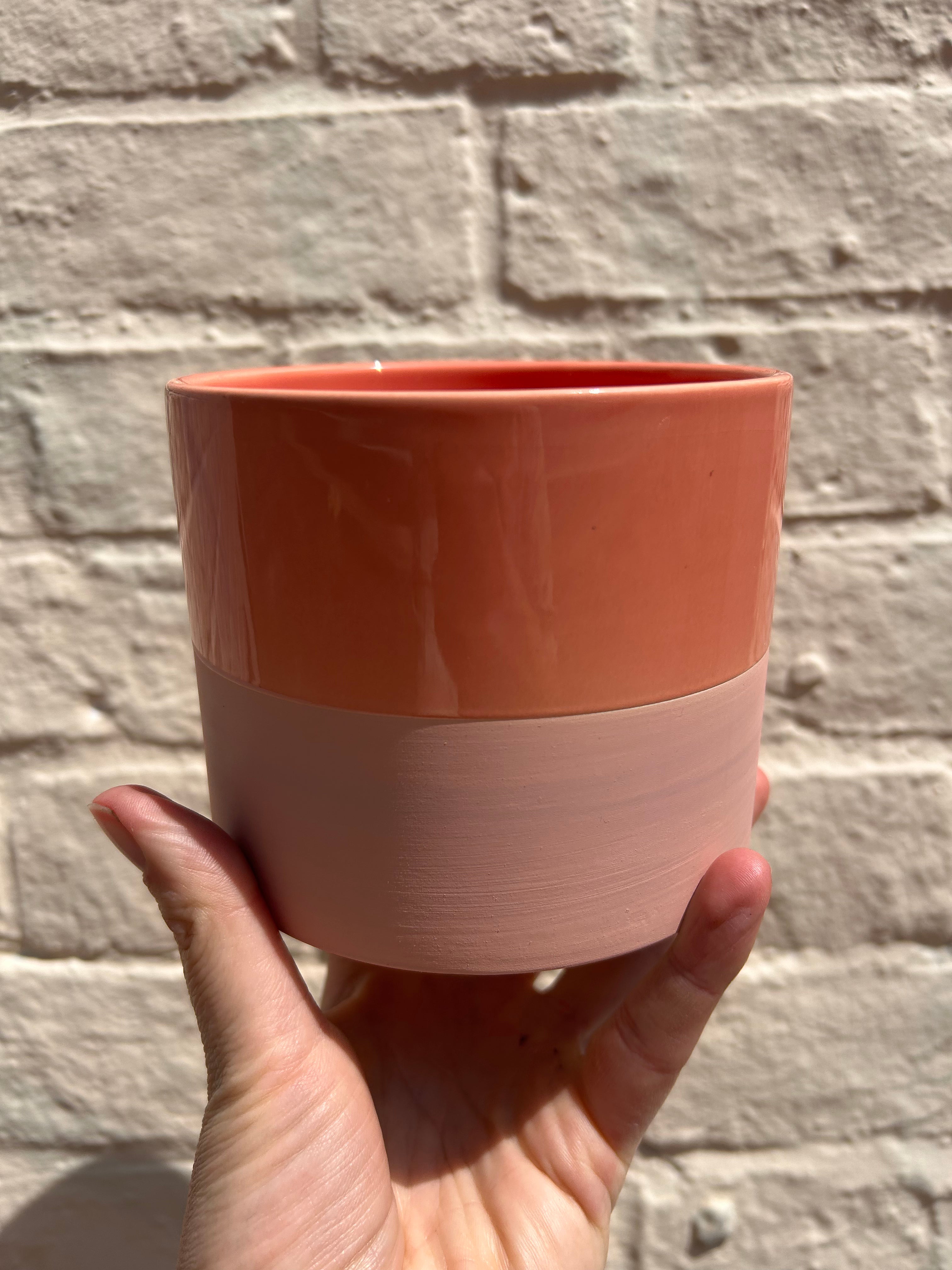 Ceramic pot to house nursery pot 10cm or below