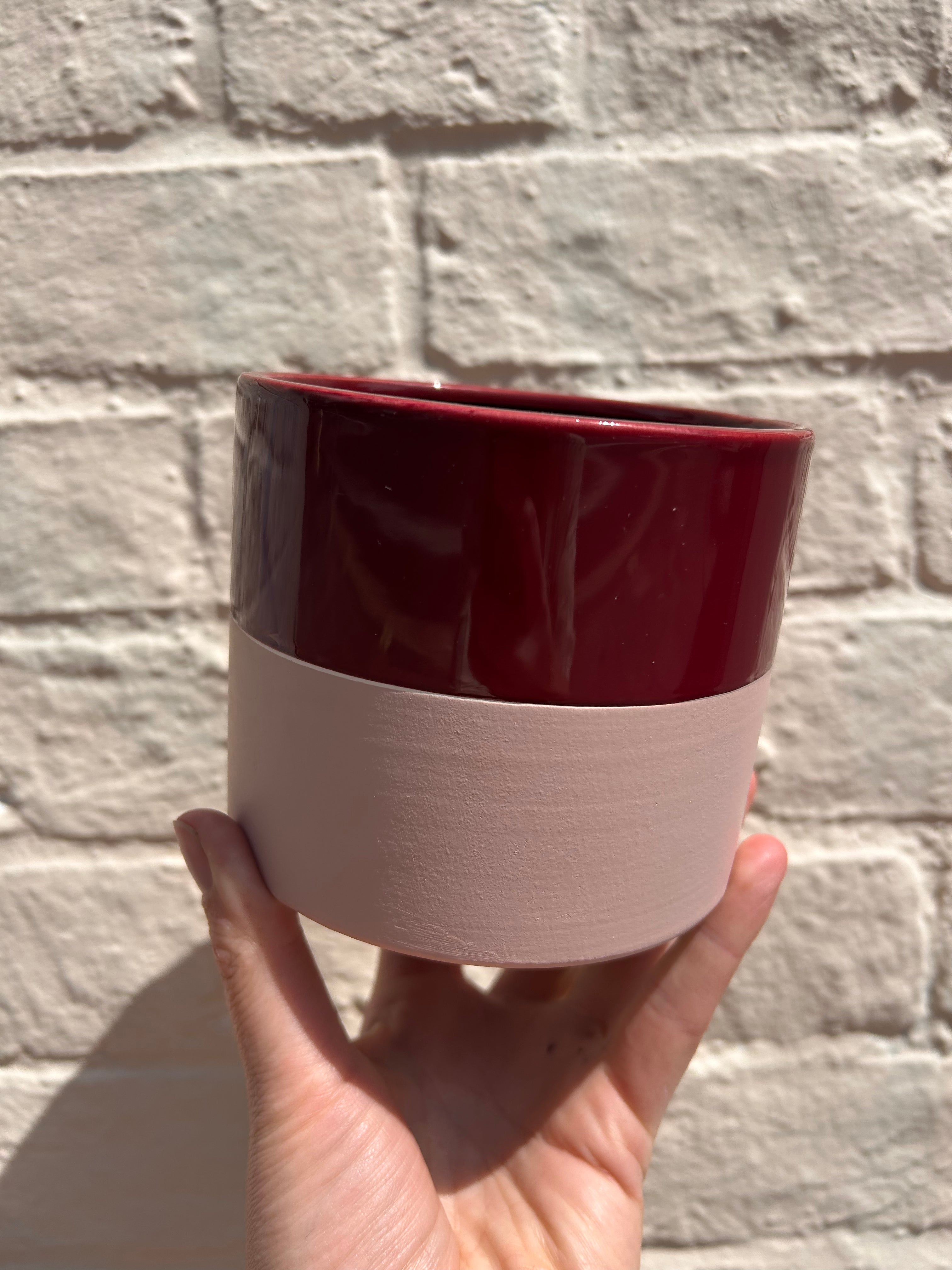 Ceramic pot to house nursery pot 10cm or below