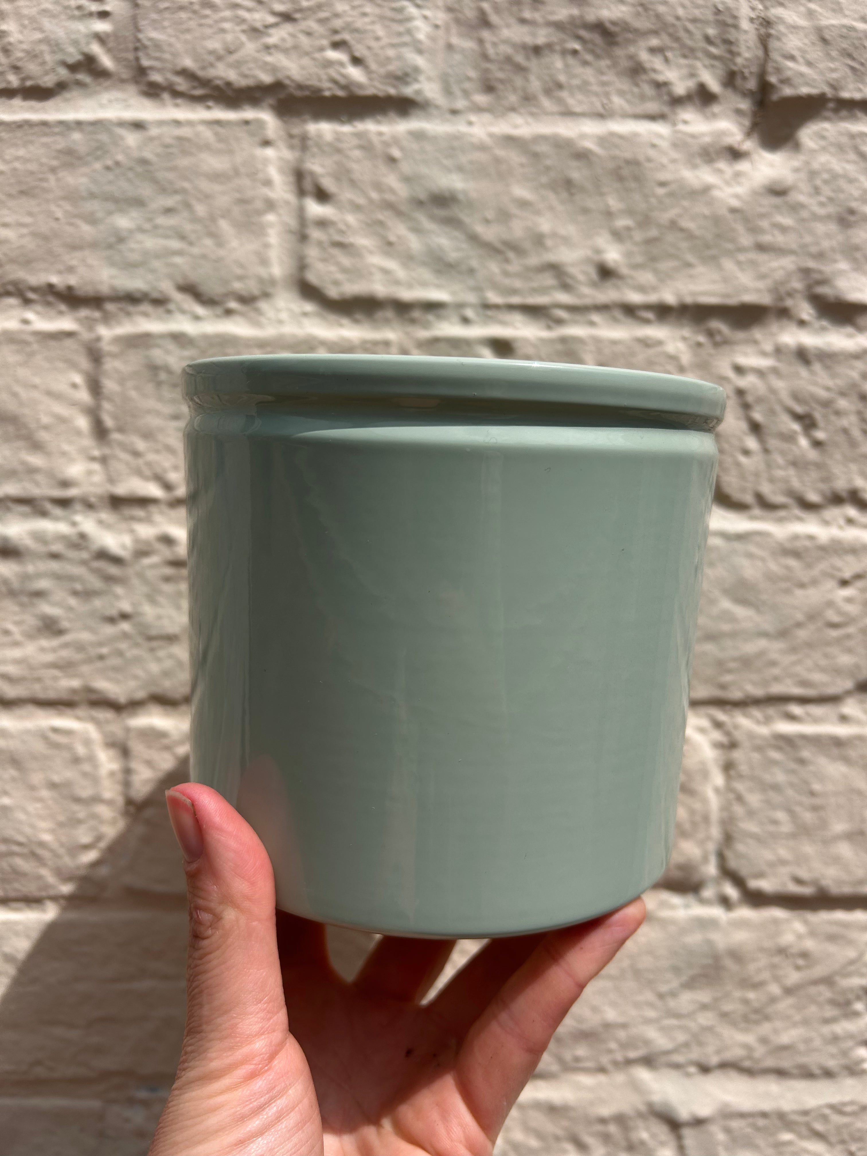 14cm Matte and gloss Lucca Pot (Available in multiple colours)