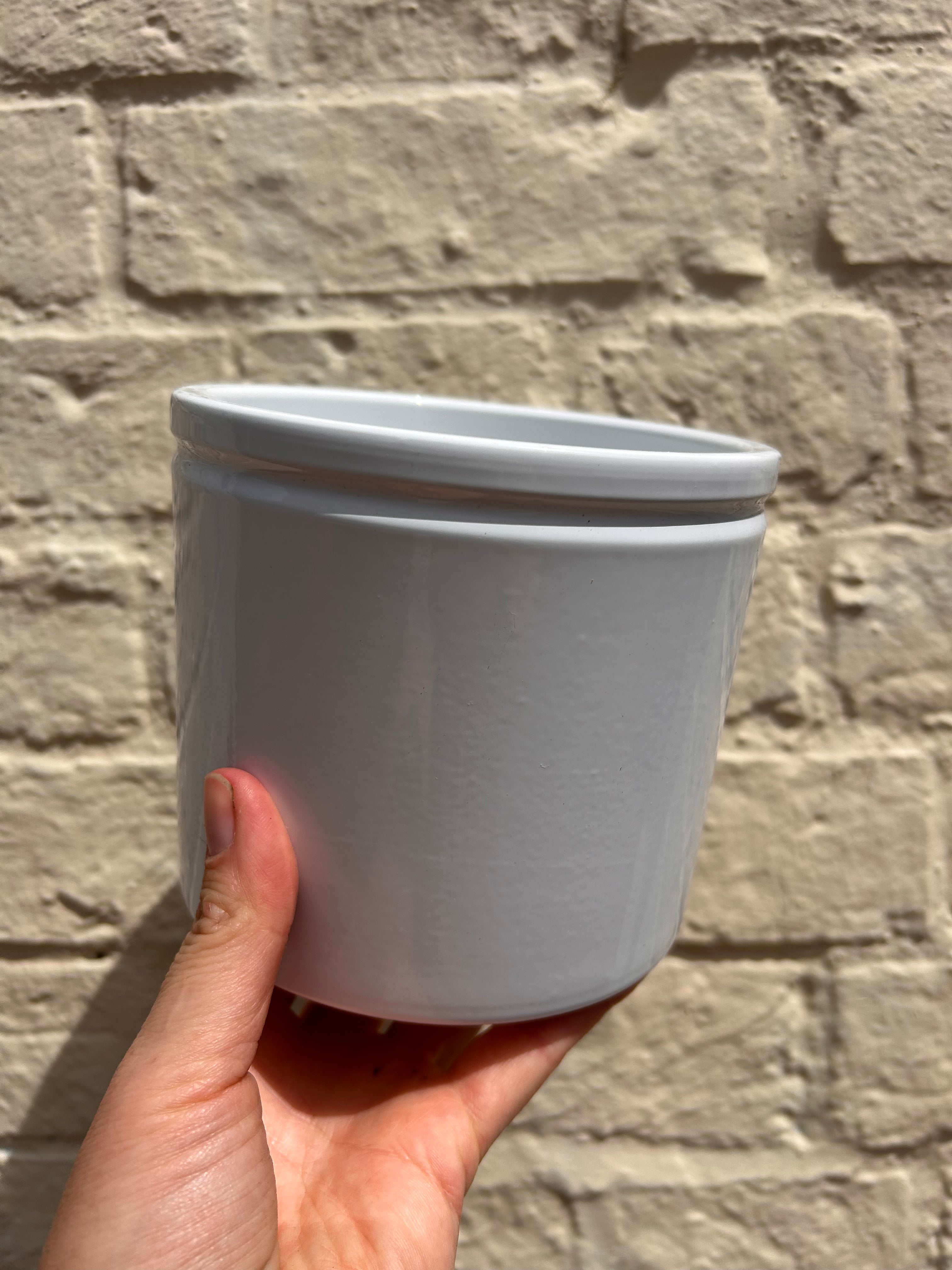 14cm Matte and gloss Lucca Pot (Available in multiple colours)