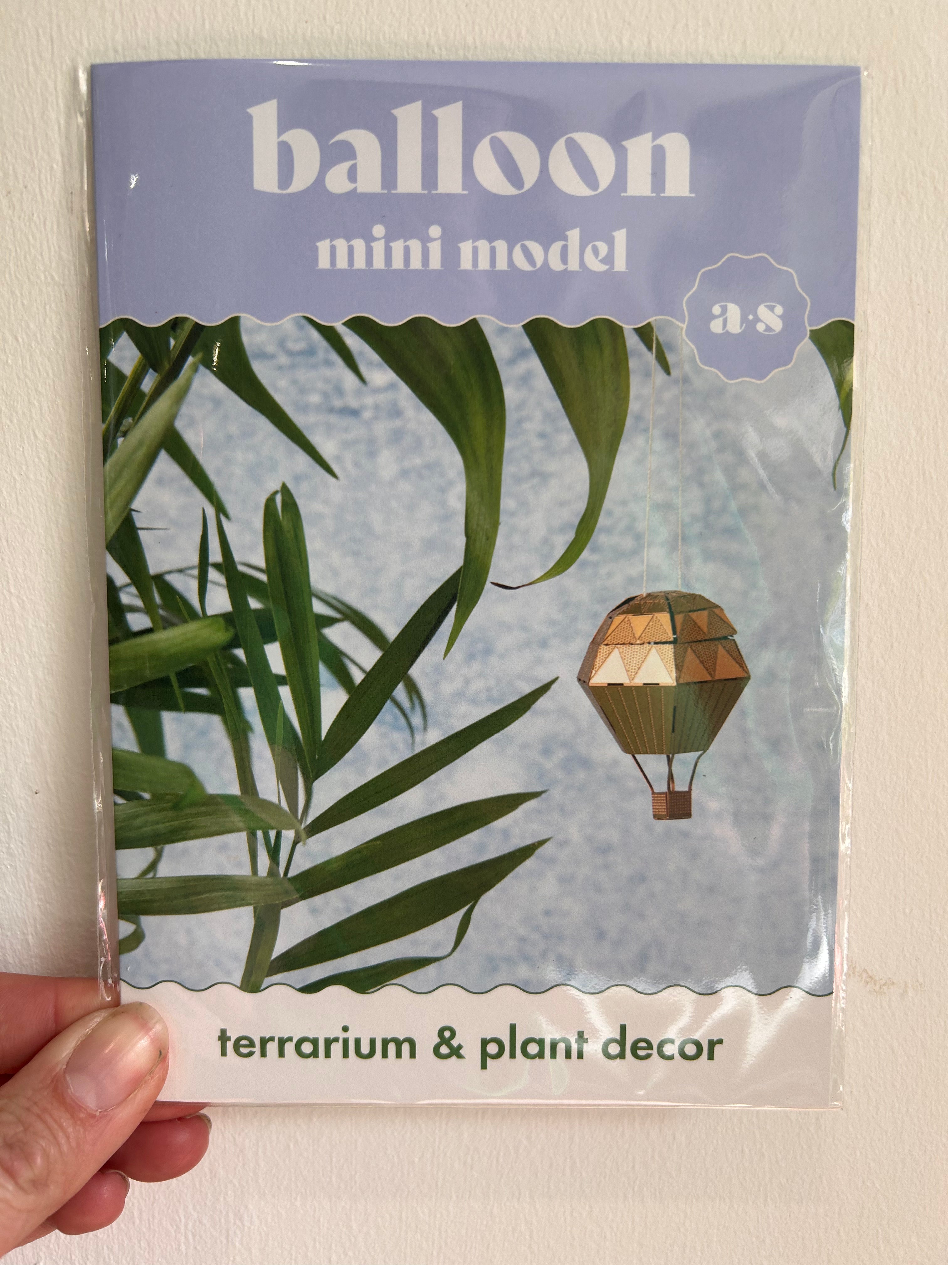 Another Studio Mini Model Hot air balloon- Terrarium accessory