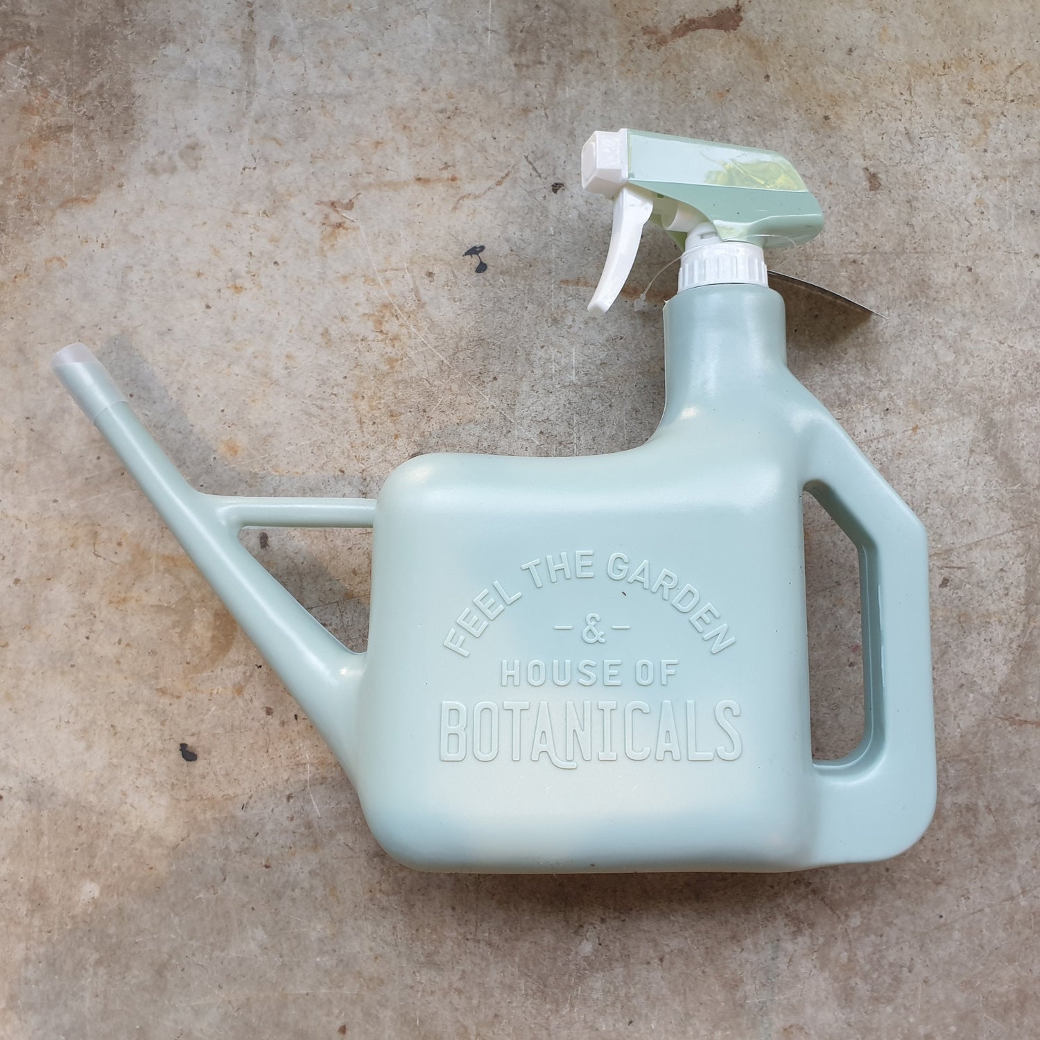 Spray sprinkler watering can